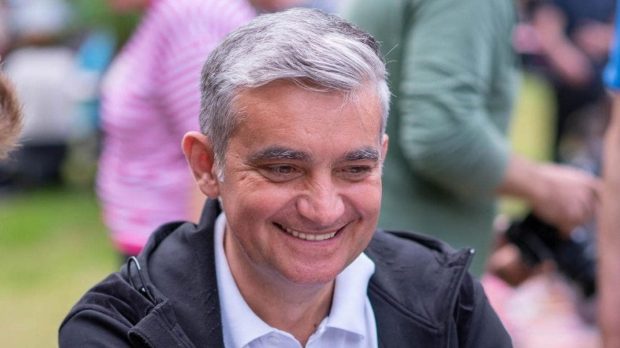 Primarul oraşului Sinaia, Vlad Oprea, rămâne după gratii încă 30 de zile. Câte acuzații s-au strâns până acum împotriva sa