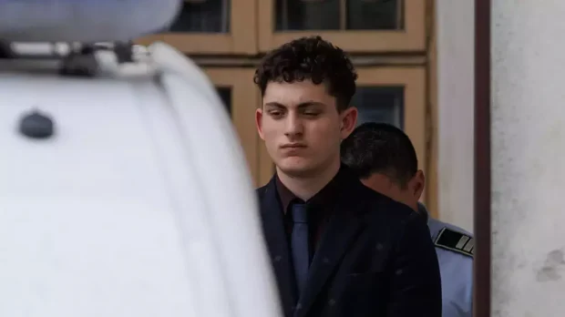 Cum încearcă Vlad Pascu să scape de jumătate din pedeapsa de 10 ani de închisoare, primită pentru accidentul în care a ucis cu maşina doi tineri