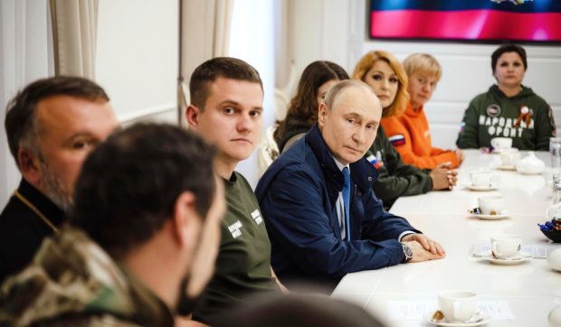 Vladimir Putin a vizitat regiunea Kursk pentru prima dată de când trupele ucrainene au fost izgonite