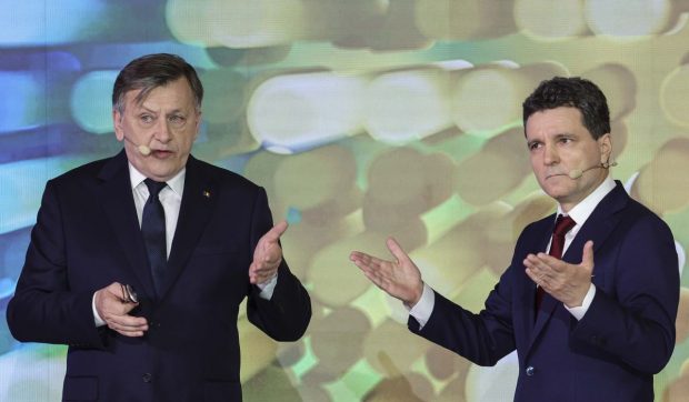 Crin Antonescu, despre presupusa întâlnire Nicușor Dan – Victor Ponta – Florian Coldea: „Dacă au fost împreună, e greu de crezut că cei trei s-au întâlnit să discute despre numismatică sau o pasiune comună”