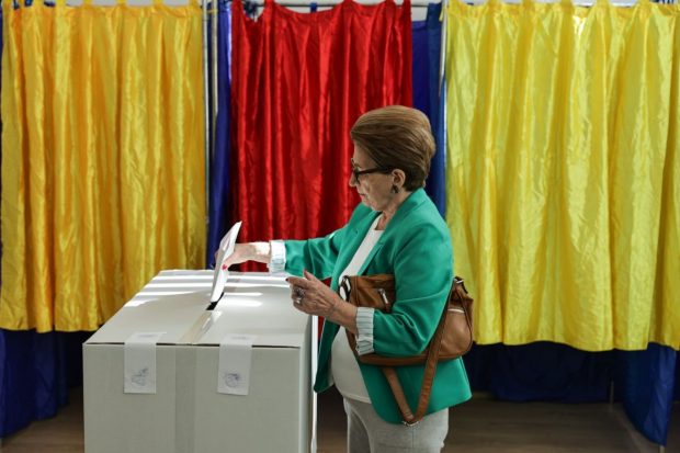 Alegeri prezidențiale 2025: La ora 17:00 au votat 39,51% dintre români mai puțini decât în primul tur din 24 noiembrie 2024