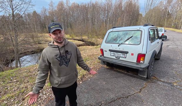 Un youtuber rus dezvăluie probleme grave la noul model Lada Niva Sport: se dezmembrează și poate lua foc imediat
