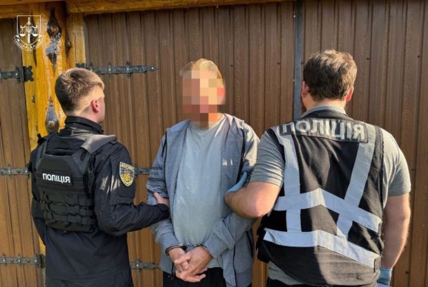 Un american căutat de 33 de ani pentru agresiuni sexuale împotriva copiilor a fost prins în Ucraina