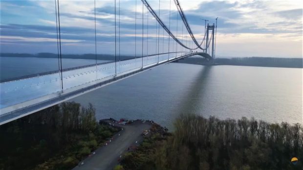 Câte milioane de euro vor plăti italienii pentru întârzierile de la podul de la Brăila. CNAIR a câștigat definitiv procesul cu WeBuild