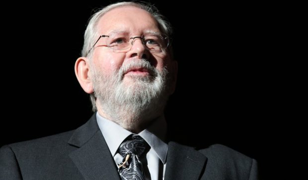 O legendă din echipa The Simpsons a murit la 84 de ani, răpus de o boală rară. Alf Clausen avea 30 de nominalizări la Emmy