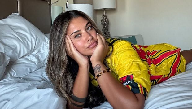 Imagini cu Antonia și cei trei copii din vacanța în Grecia. Artista a făcut furori în costum de baie