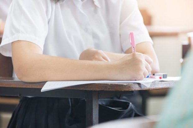 BAC Chimie 2025. Astăzi are loc proba scrisă la Chimie la Bacalaureat