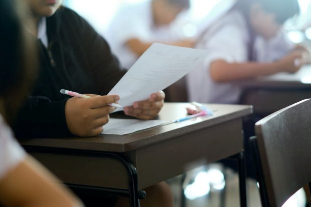 BAC Fizică 2025. Astăzi are loc proba scrisă la Fizică la Bacalaureat