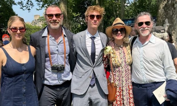  Imagini emoționante cu familia la absolvirea lui Sasha