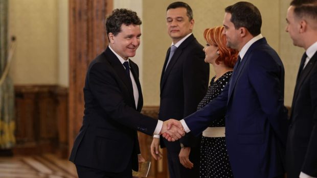 Nicușor Dan, consultări cu partidele pentru formarea noului guvern. Surse: Coaliția s-a înțeles pe varianta Ilie Bolojan premier