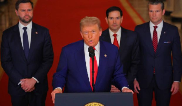 Pasul lui Trump în întuneric. Pariul Americii în Iran face lumea un loc mai periculos