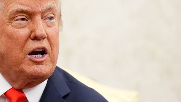 Donald Trump dă vina pe Ucraina pentru atacurile Rusiei asupra orașelor ucrainene: „I-au dat lui Putin un motiv să-i bombardeze”
