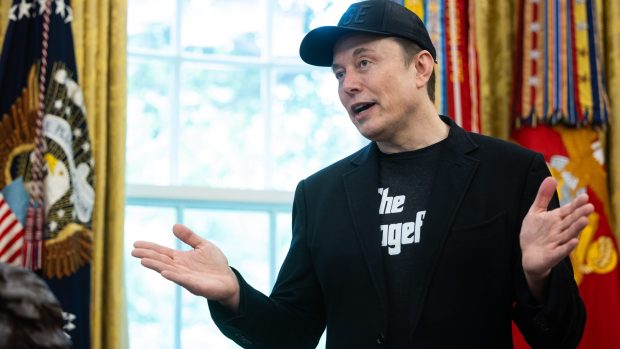 Elon Musk tatonează terenul pentru un nou partid în SUA, printr-un sondaj pe X: „Este timpul?”