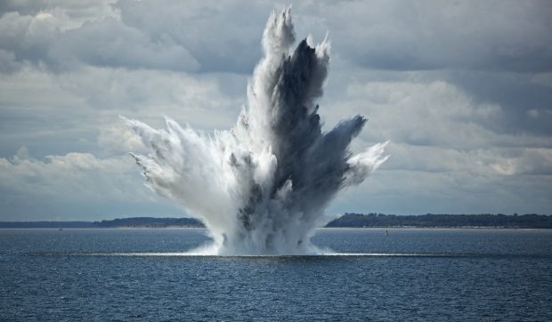 Un cercetător vrea să detoneze o bombă atomică pe fundul oceanului ca să „salveze planeta”. Ce se așteaptă că se va întâmpla