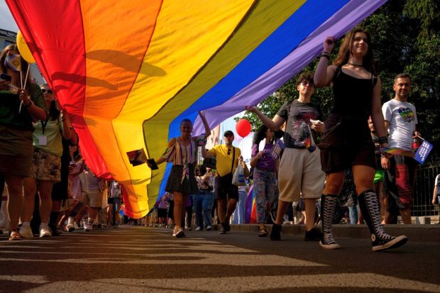 Primul marș Pride din Oradea stârnește proteste din partea bisericilor și petiții. Ce reacție a avut AUR Bihor