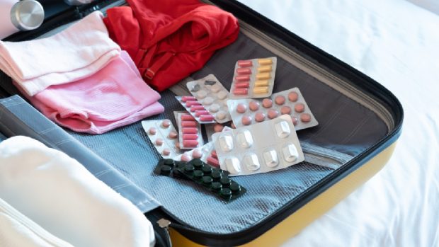 Ce medicamente să eviți în bagaj. Riscuri și reguli stricte pentru turiști în străinătate
