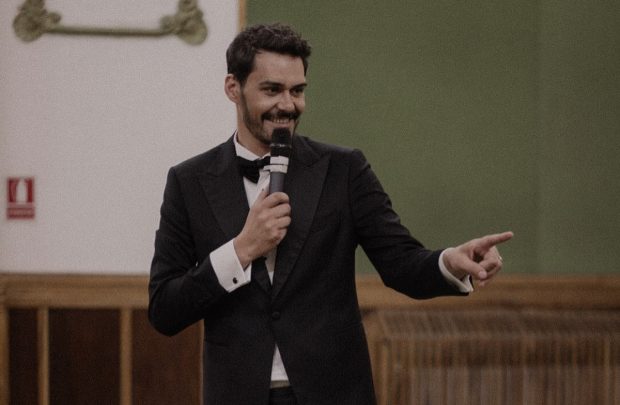 Imagine Stire Mesajul lui George Burcea la un an de la despărțirea de Viviana Sposub. Ce îl deranjează pe actor | 2review.ro