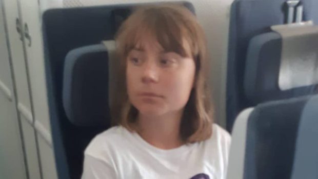 Greta Thunberg a părăsit Israelul, după ce a fost reținută de armată pe o navă cu ajutoare pentru Gaza