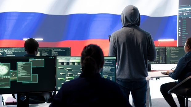 Până și Google se teme de ei: hackerii adolescenți care sparg sistemele giganților tech