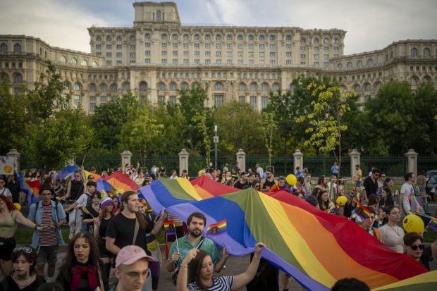 Patriarhia spune că Bucharest Pride este sfidător la adresa Rusaliilor și le cere credincioșilor să se abțină de la violență