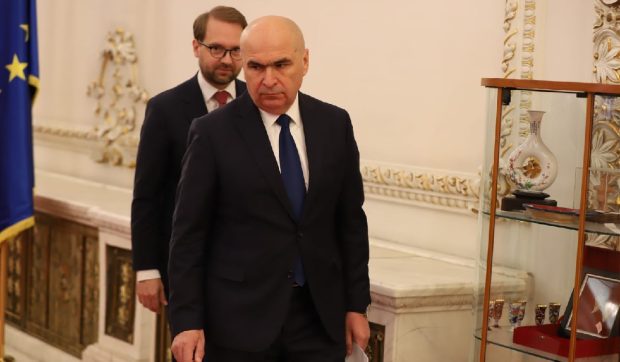 Guvernul Bolojan promite schimbări la pensiile speciale. Măsurile propuse