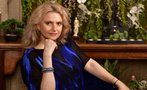 Eliberarea emoțională: de la blocaj la libertate interioară cu Metoda Power of Heart Truth by Cosmina Englizian
