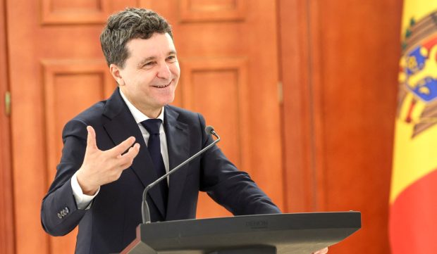 Nicușor Dan a făcut anunțul despre noul premier chiar când PSD, PNL, USR și UDMR se certau pe taxe: „Am un răspuns din trei litere”