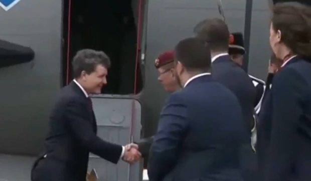 Primele imagini cu Nicușor Dan după ce a ajuns la Summitul NATO de la Haga
