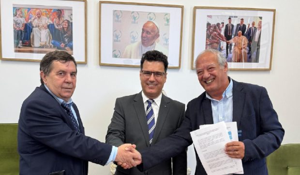 SNSPA lansează un program de masterat împreună cu o universitate de la Vatican. Cursurile promovează valorile asumate de Papa Francisc