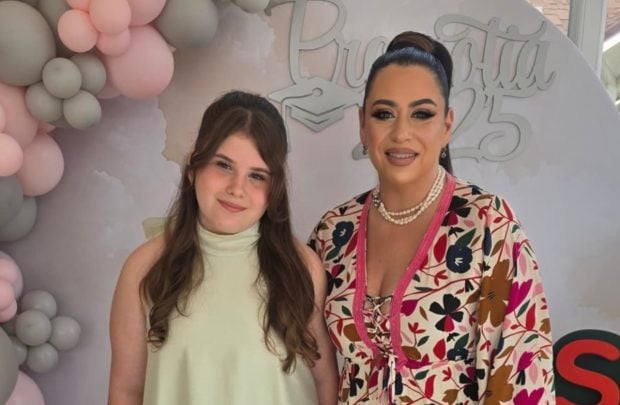 Motivul pentru care Oana Roman a fost nevoită să-și ia fiica din tabără. Vedeta a mers de urgență la Târgu Jiu