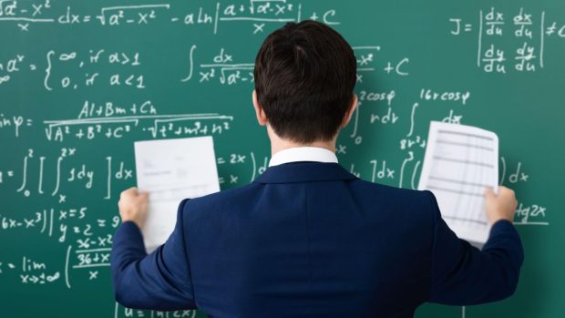 Drake rezolvă vectori, Sabrina Carpenter și Will Smith explică numerele imaginare: trendul AI care le face elevilor poftă de matematică