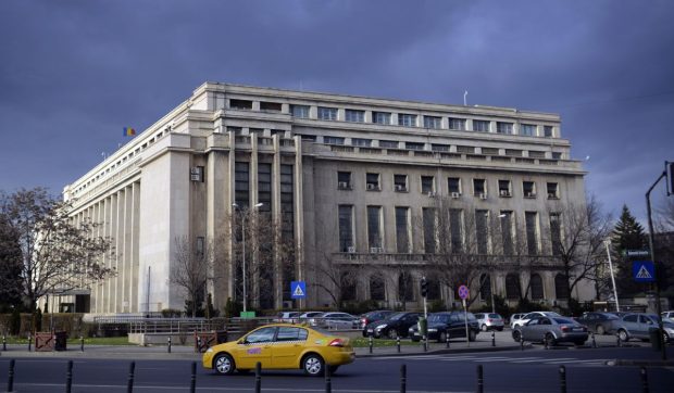 Care este procedura pentru a ajunge în audiență la un ministru din Guvernul Romaniei?