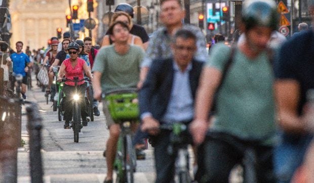 Veste bună pentru bucureșteni: Masterplanul Velo merge spre aprobare. Sute de kilometri de trasee pentru bicicletă până în 2035