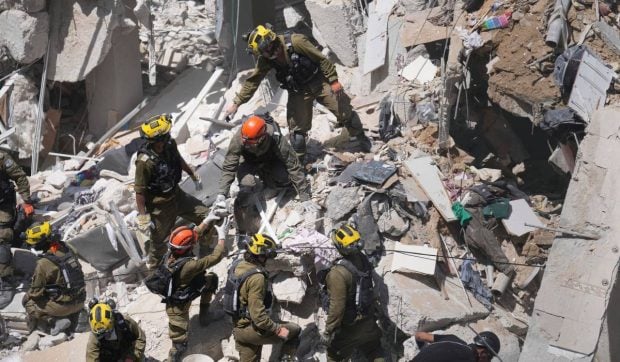 Casa unui român din Israel, distrusă de bombardamentele Iranului: „Am fost în buncăr, totul s-o dus, totul s-o dus”