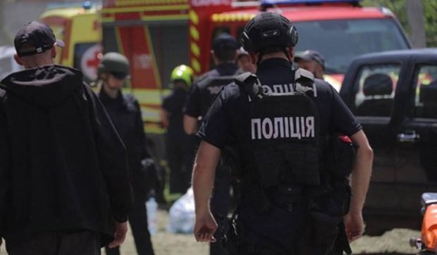 Un tren de pasageri a fost avariat, iar mai multe persoane sunt rănite după un atac rusesc cu rachete, în sud-estul Ucrainei