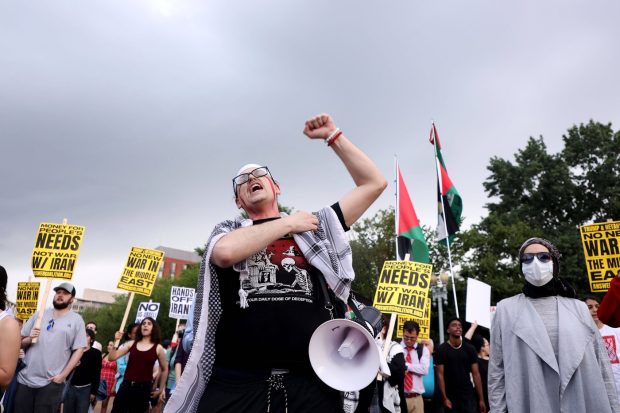 Război Israel-Iran, ziua a opta: Val de rachete iraniene asupra Israelului. Mai multe ținte lovite / Aviația israeliană a făcut ravagii în Iran