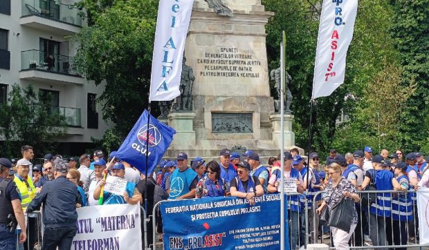 Protest al sindicaliștilor la Cotroceni: vor să fie primiți de Nicușor Dan, care „a promis că va fi un altfel de președinte”