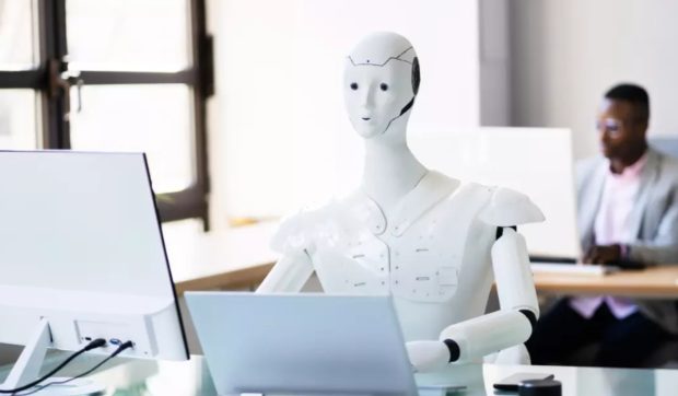 De ce le este frică românilor de inteligența artificială: „Vor reguli clare, control uman”