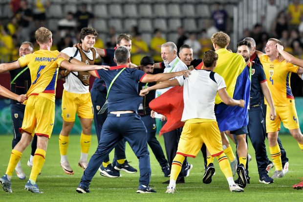 Programul Europeanului U19 2025 – rezultate și clasamente. Spania – Germania, a doua semifinală de luni