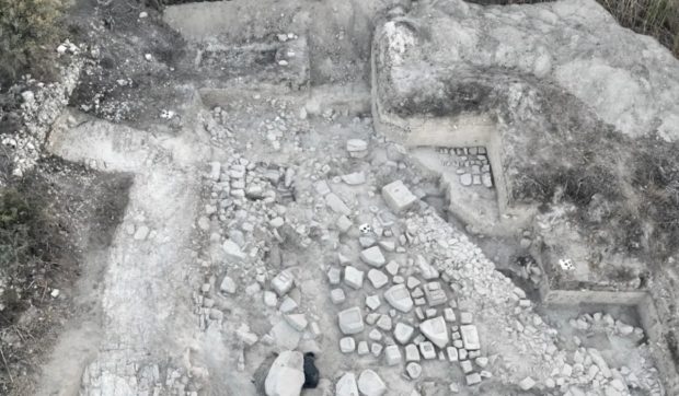 Templu pierdut al lui Apollo, cu statui gigantice și relicve unice, descoperit după secole