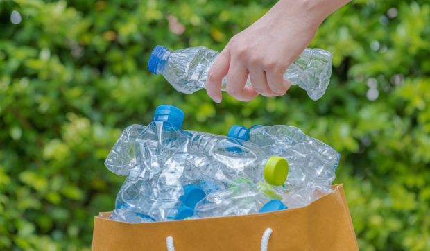 Doi tineri din Iași schimbă regulile reciclării în România: un echilibru între reciclatori și colectori