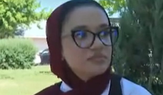 O tânără care a scăpat de război și s-a mutat din Palestina în România în urmă cu doi ani a luat Bacul cu notă foarte mare