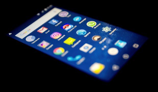 16 miliarde de parole pentru Facebook, Google, Apple și alte servicii online au fost expuse