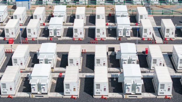 Tesla construieşte cea mai mare centrală energetică cu baterii din China, proiect de 556 milioane de dolari