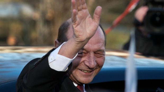 Traian Băsescu, operat pe inimă la Paris. Care este starea fostului președinte