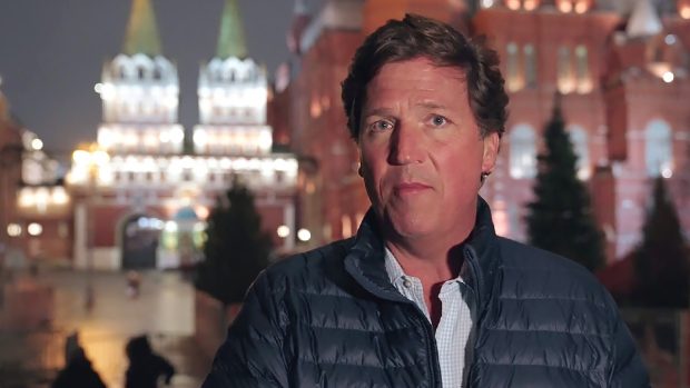 Cum s-a transformat Tucker Carlson din susținător al războaielor în cel mai eficient contestatar al lui Trump în privința Iranului