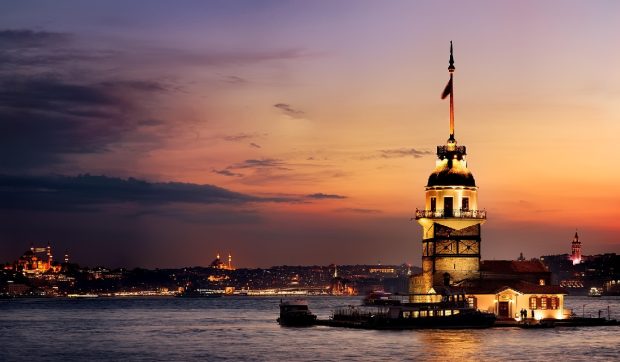 Turiștii care merg în vacanță în Turcia s-ar putea trezi fără cazare. 4.000 de hoteluri sunt obligate să se închidă