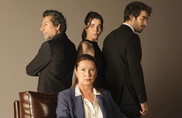 Când începe „Minciuni de familie”, noul serial turcesc de la Kanal D. Rolul principal îl are Vahide Perçin, care a jucat în „Suleyman Magnificul”