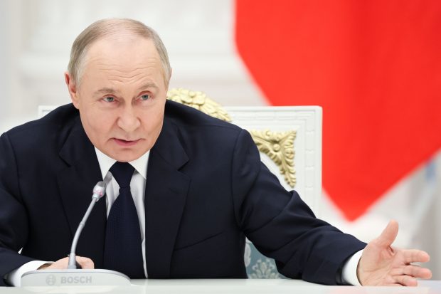 Vladimir Putin dă primele detalii despre sănătatea sa. Ce afecțiune are | VIDEO