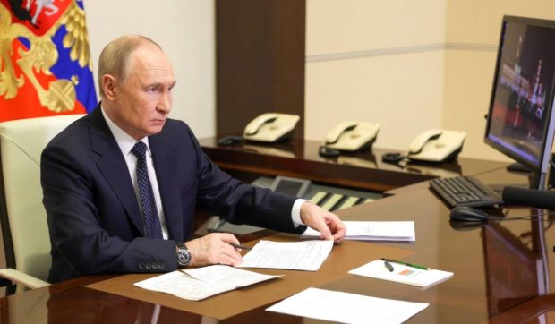 Putin face tot posibilul ca să-l convingă pe Trump că Rusia e victima Ucrainei